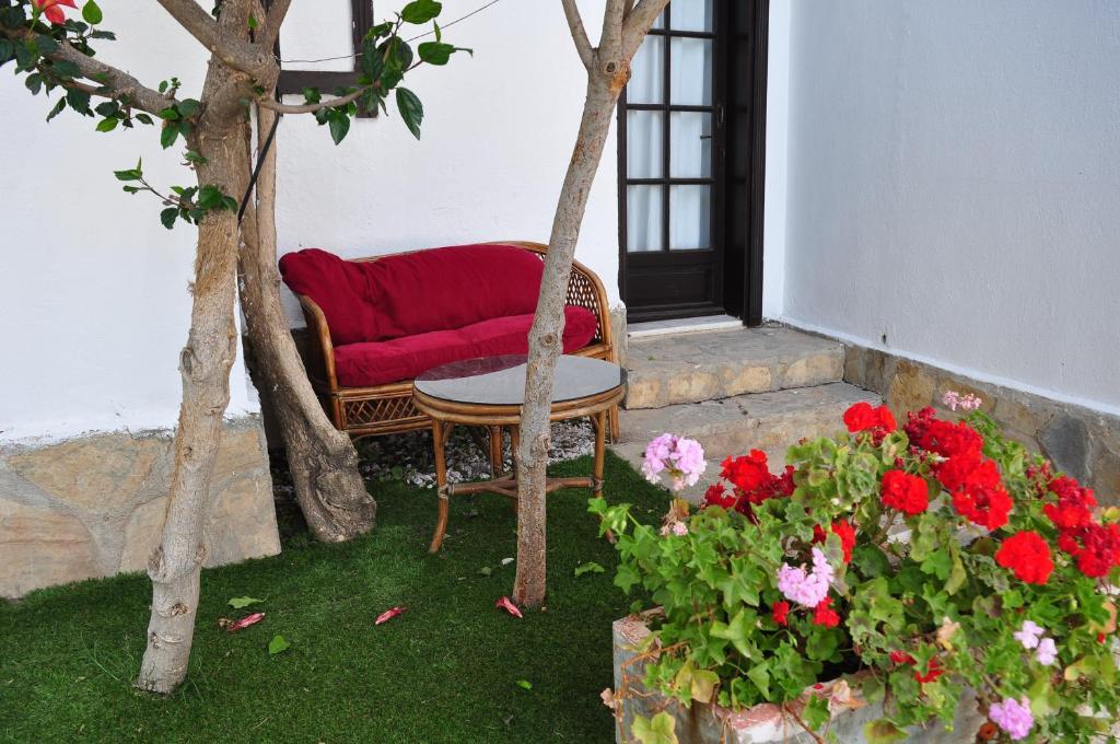 Sunny Garden Nilufer Hotel Тургутрейс Номер фото