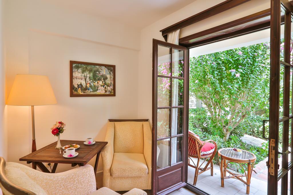 Sunny Garden Nilufer Hotel Тургутрейс Екстер'єр фото