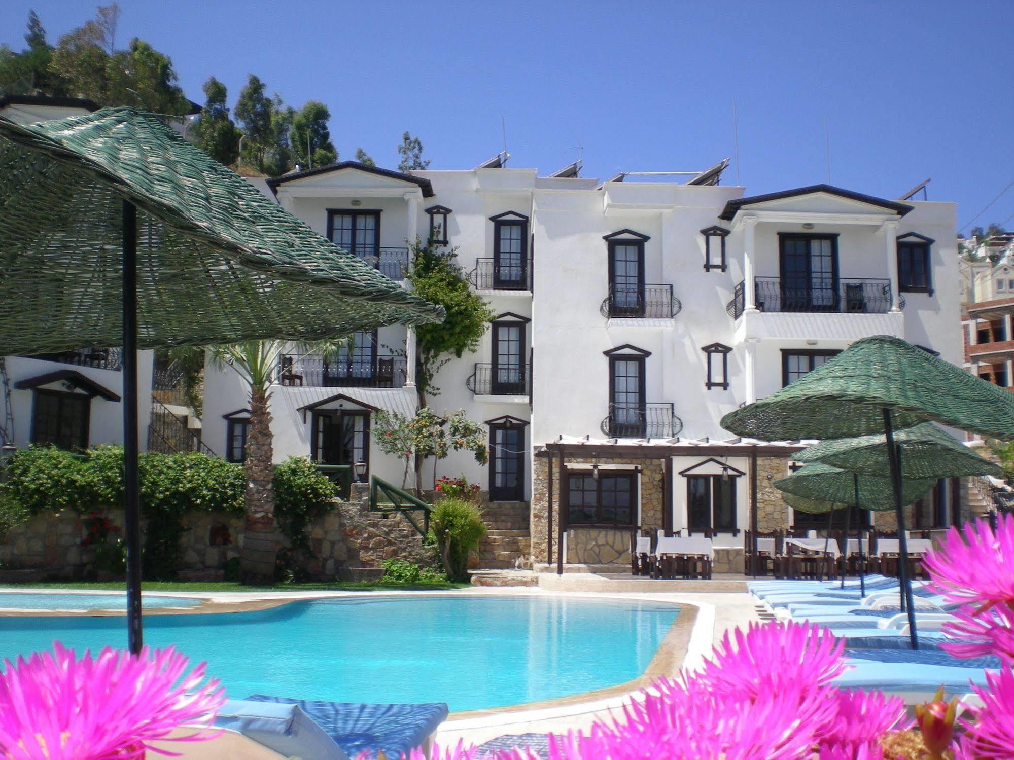 Sunny Garden Nilufer Hotel Тургутрейс Екстер'єр фото